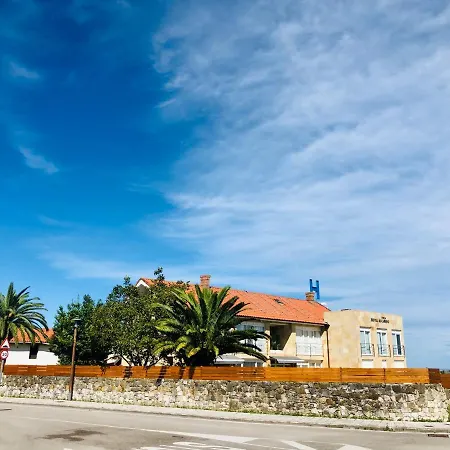 Hotel Alcamino Mompía