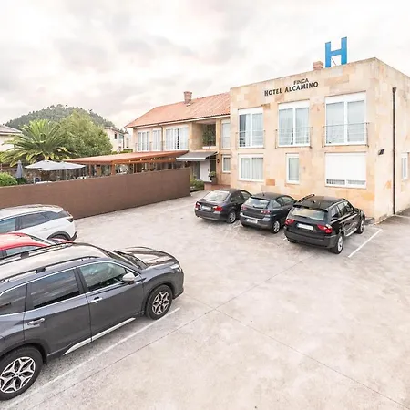 Hotel Alcamino Mompía