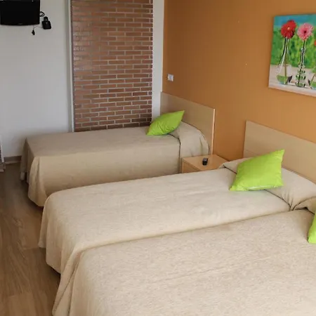 Alcamino Hotel *