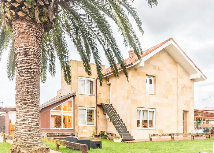 Hotel Alcamino Mompía